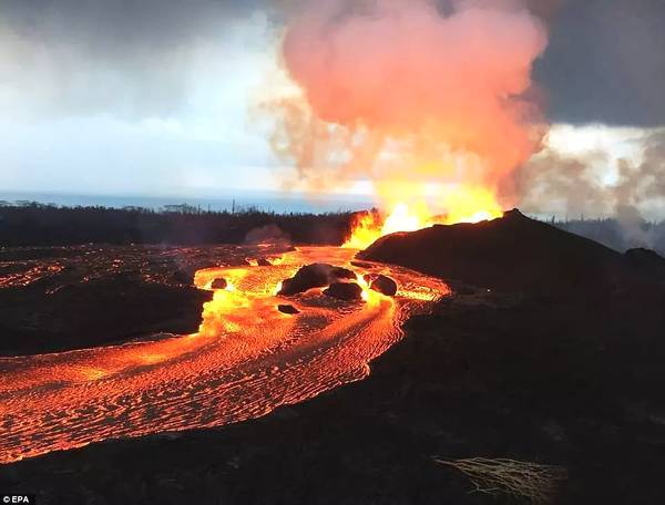 湯加火山爆發(fā)最新消息，全球關注下的災難與應對，湯加火山爆發(fā)引發(fā)全球關注，災難應對最新進展